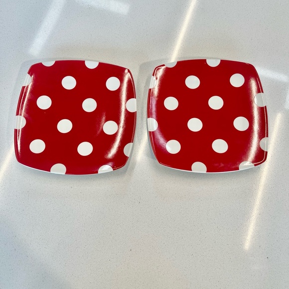 Style Happy Sugarland 6” square red white polka dot set of 4 Plates - Picture 3 of 6